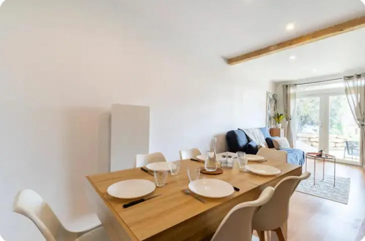 Apartment Charmant T4 Briord France